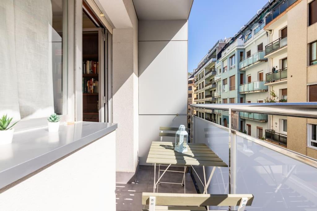 Terraza Playa Y Calle Peatonal Ess03377 ซานเซบาสเตียน ภายนอก รูปภาพ